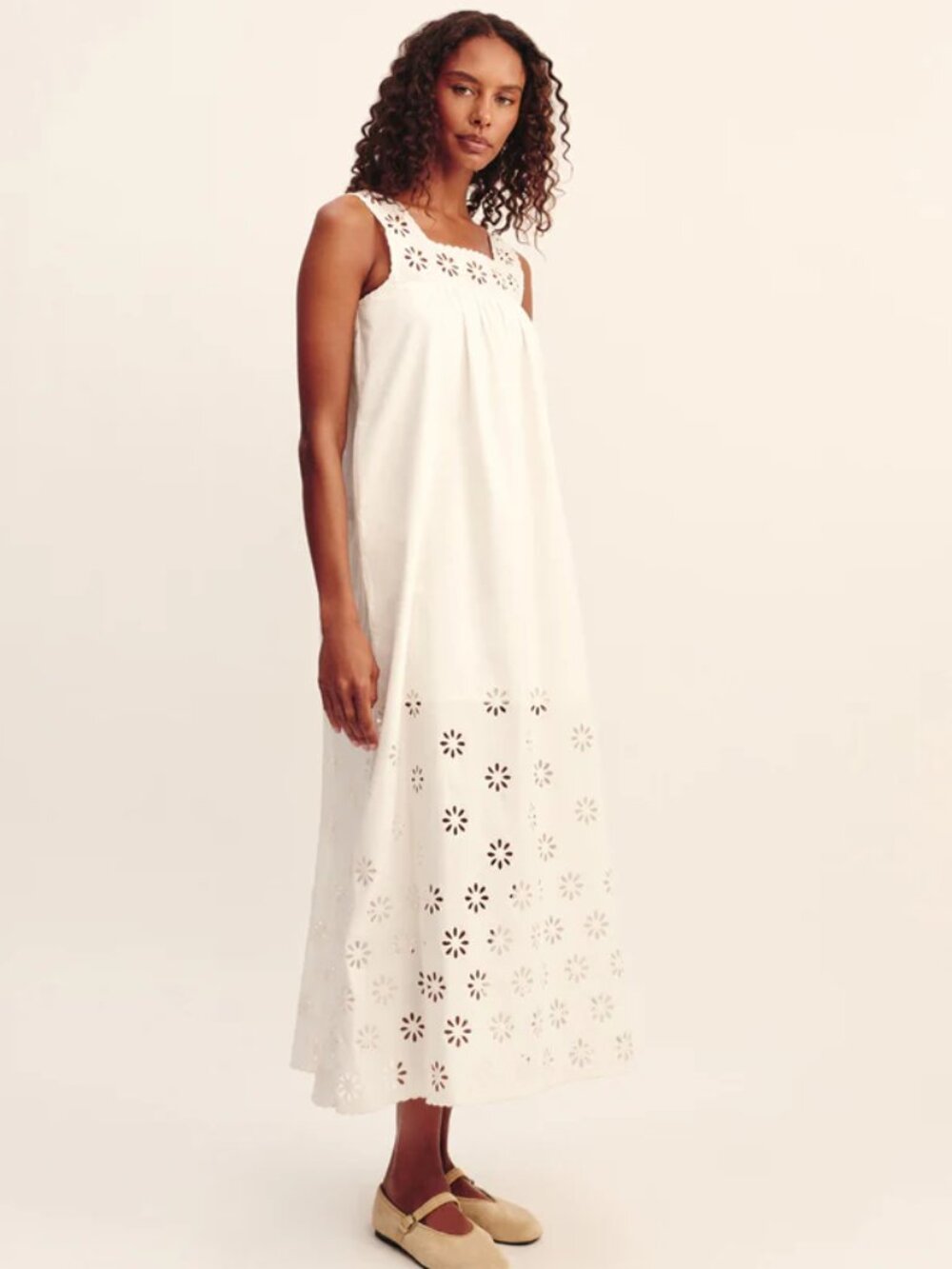 POSSE *NEW* Cecilia White Embroidered Shift Dress - Picture 3 of 16